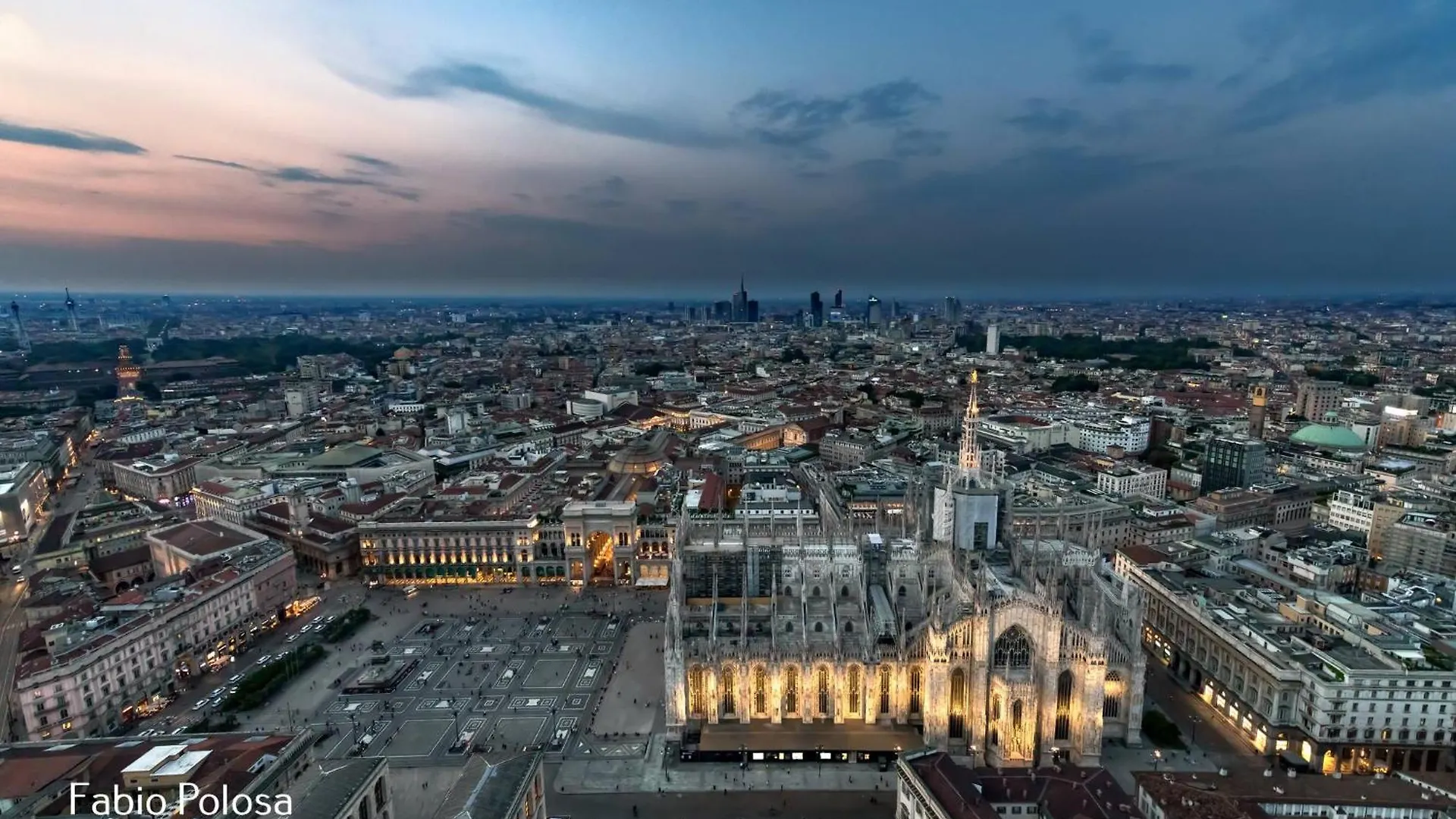 Апартаменты Duomo-Montenapoleone-Occasione!- Centralissimo Милан Италия